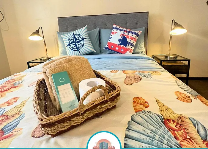 Guest house Drift Bay Hideaway Near Moa I 1 Queen Bed *